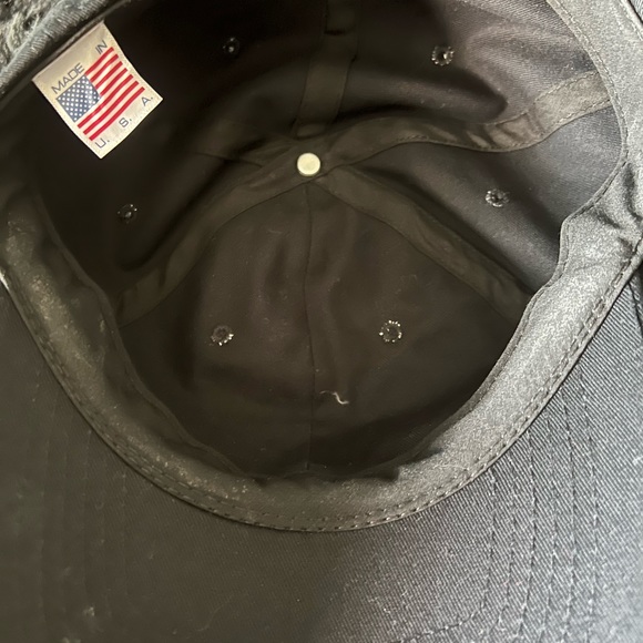 Hat - Picture 2 of 4